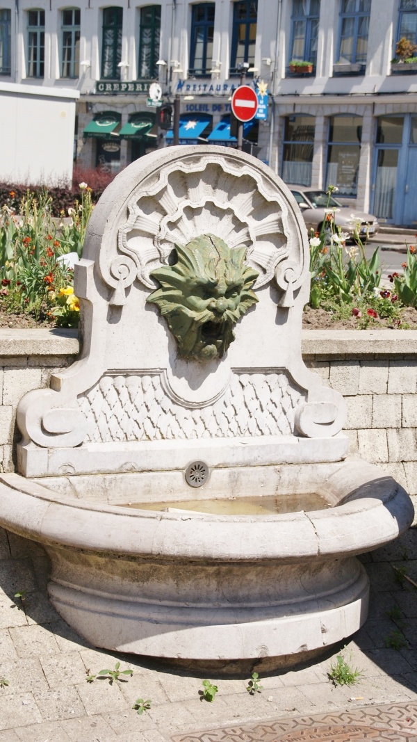 Photo Douai - la fontaine