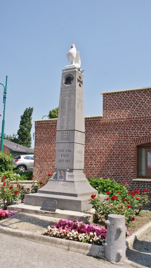 le monument aux morts