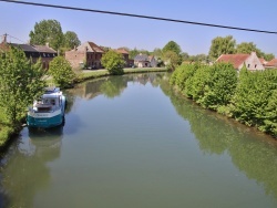 Photo paysage et monuments, Estrun - la rivière