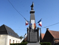 Photo paysage et monuments, Fressies - le monument aux morts