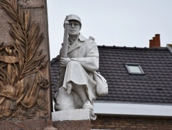 Photo paysage et monuments, Gravelines - Le Monuments aux Morts