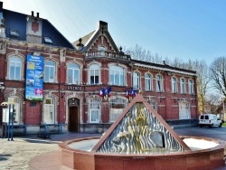 Photo paysage et monuments, Halluin - Hotel-de-Ville