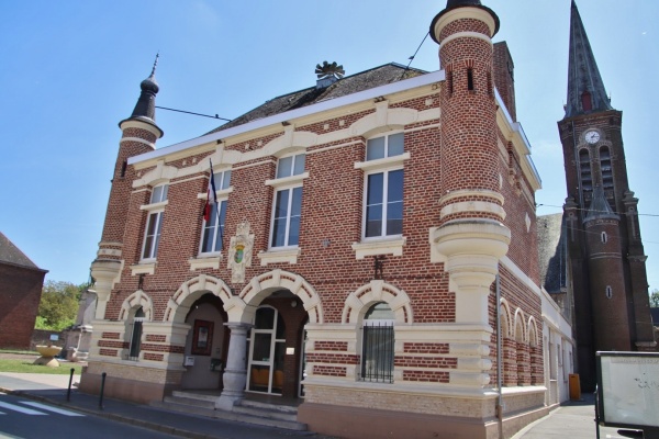Photo Haspres - la mairie