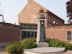 Photo paysage et monuments, Houplin-Ancoisne - Monument aux Morts