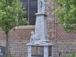 Photo paysage et monuments, Landas - le monument aux morts