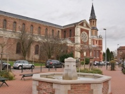 Photo paysage et monuments, Loos - la fontaine