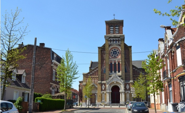 Photo Lys-lez-Lannoy - église St Luc