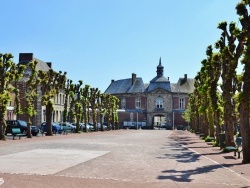 Photo paysage et monuments, Marchiennes - Ancienne Abbaye de Marchiennes et Hotel-de-Ville