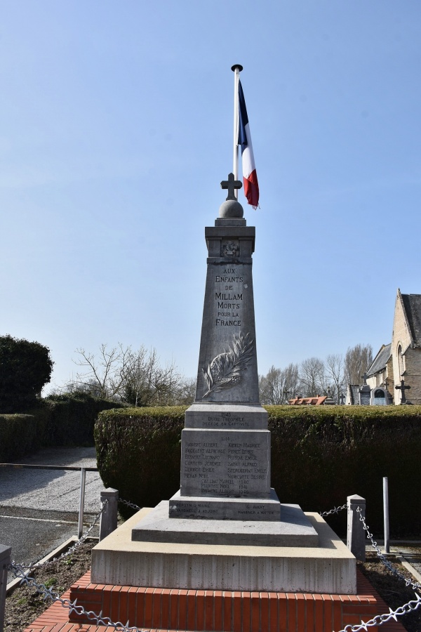 Photo Millam - le monument aux morts