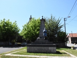 Photo paysage et monuments, Montrécourt - le monument aux morts