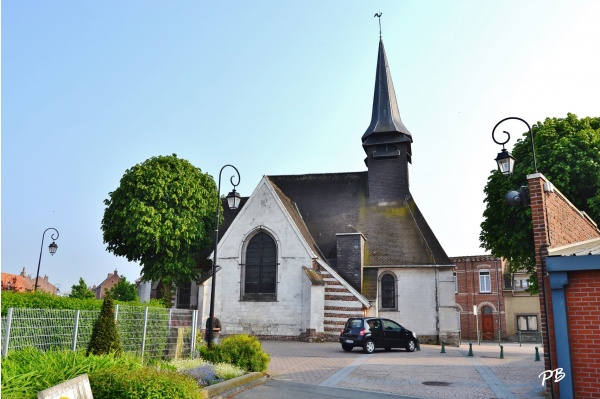 Photo Noyelles-lès-Seclin - église St Martin 16 Em Siècle
