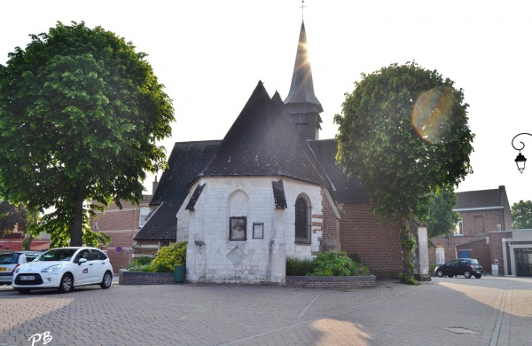 Photo Noyelles-lès-Seclin - église St Martin 16 Em Siècle