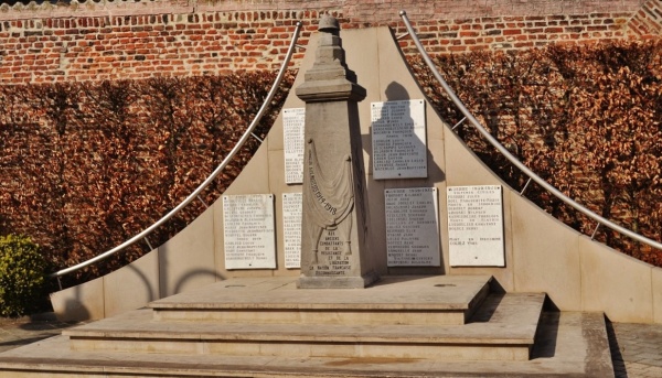 Photo Pecquencourt - Monument-aux-Morts