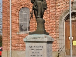 Photo paysage et monuments, Pont-à-Marcq - Monument aux Morts