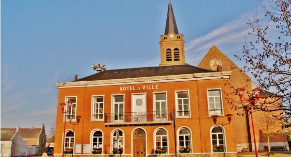 Photo Quarouble - Hotel de Ville