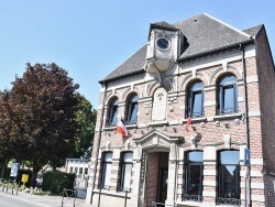 Photo paysage et monuments, Quérénaing - la Mairie