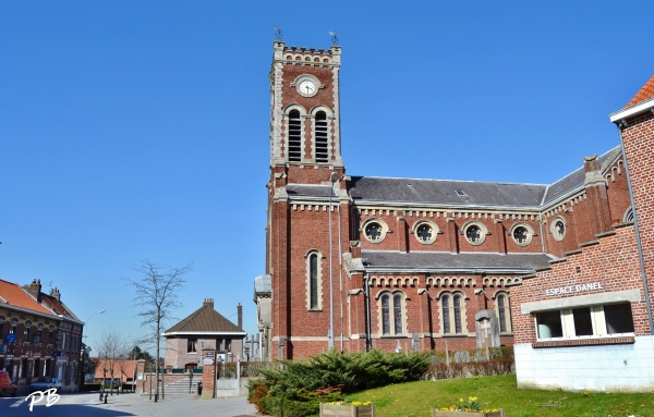 Photo Radinghem-en-Weppes - ++église St Vaast