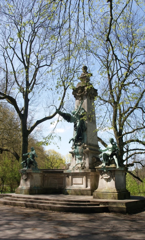 Photo Roubaix - la statue