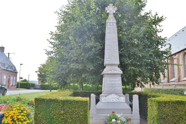 Photo Terdeghem - le monument aux morts