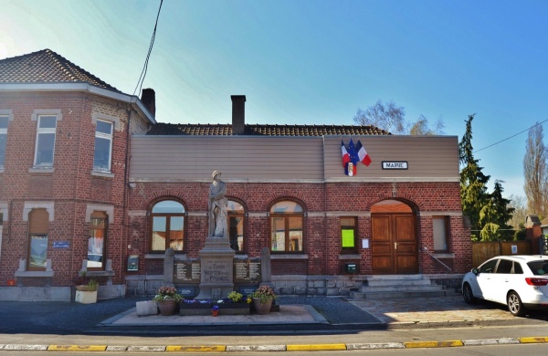 Photo Thun-Saint-Amand - La Mairie