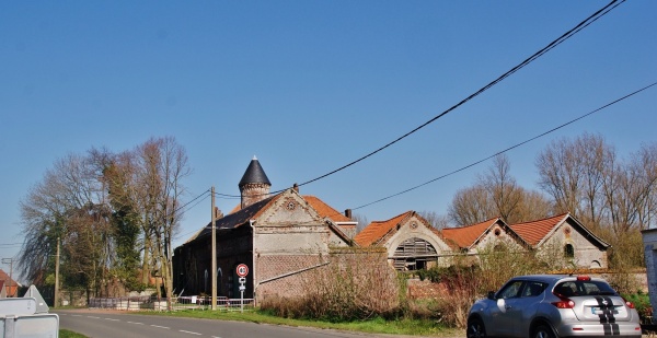 Photo Thun-Saint-Amand - La Commune