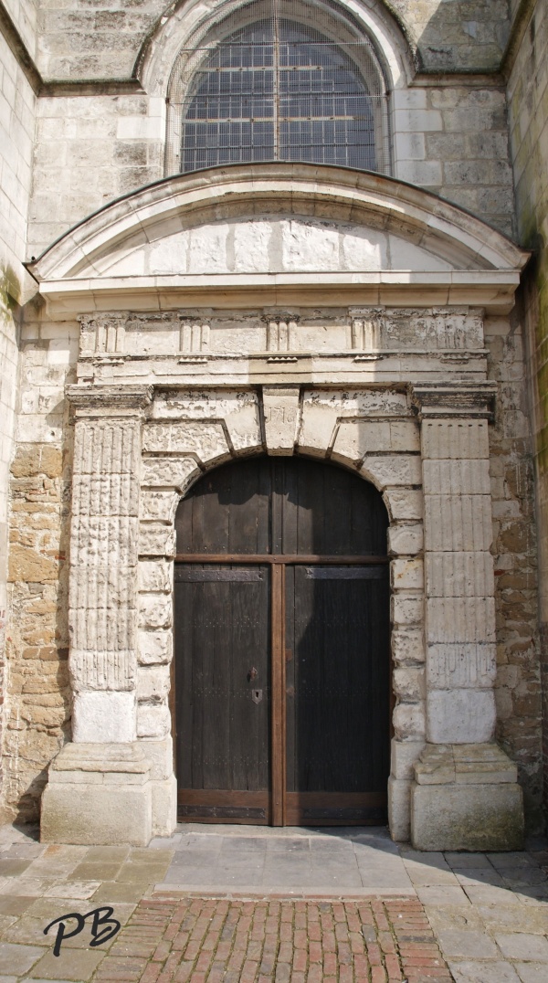 Photo Tourmignies - &église St Pierre d'Antioche