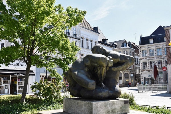 Photo Valenciennes - la Statue