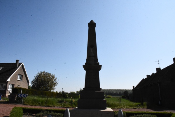 le monument aux morts