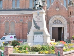 Photo paysage et monuments, Wavrin - le monument aux morts