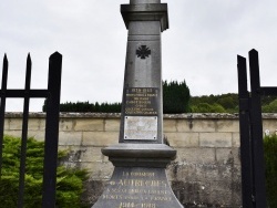 Photo paysage et monuments, Autrêches - le Monument Aux Morts