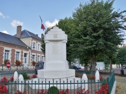 Photo paysage et monuments, Beaulieu-les-Fontaines - Le Monuments aux Morts