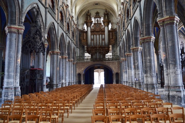 Photo Aire-sur-la-Lys - église Saint Pierre