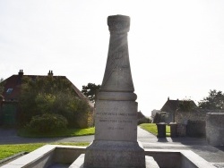 Photo paysage et monuments, Ambleteuse - le Monument Aux Morts