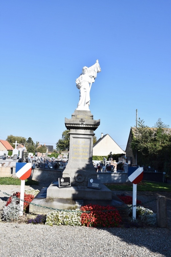 le monument Aux Morts