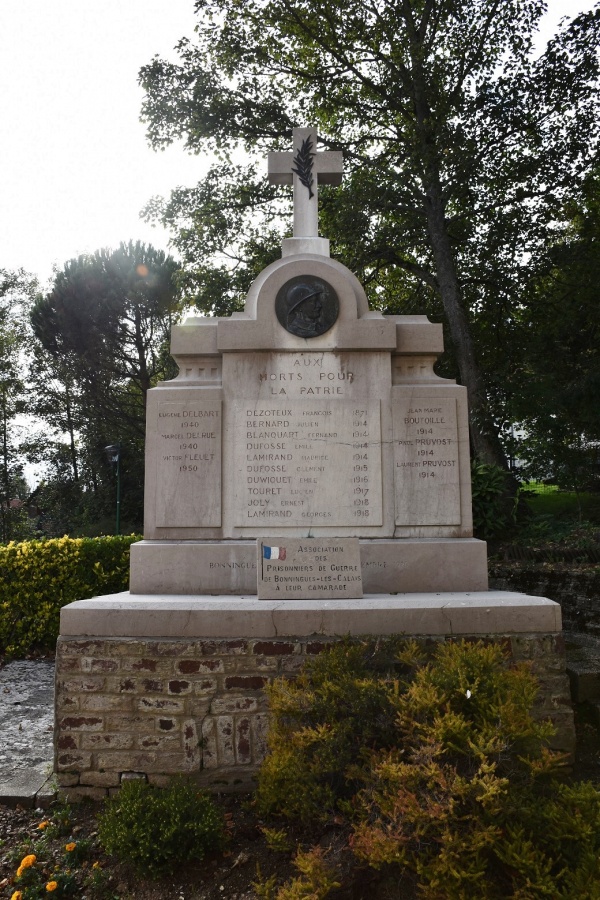 Photo Bonningues-lès-Calais - le monument Aux Morts