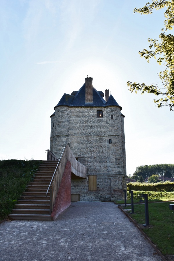 Photo Bours - le Donjon