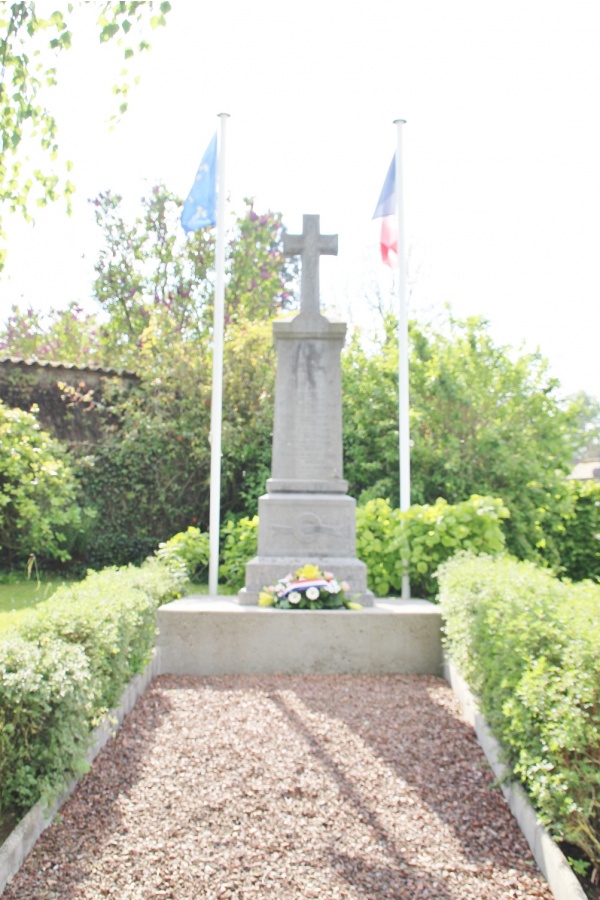 le monument aux morts