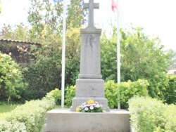 Photo paysage et monuments, Campigneulles-les-Petites - le monument aux morts