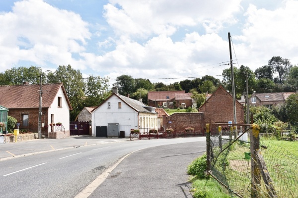 Photo Caucourt - le Village