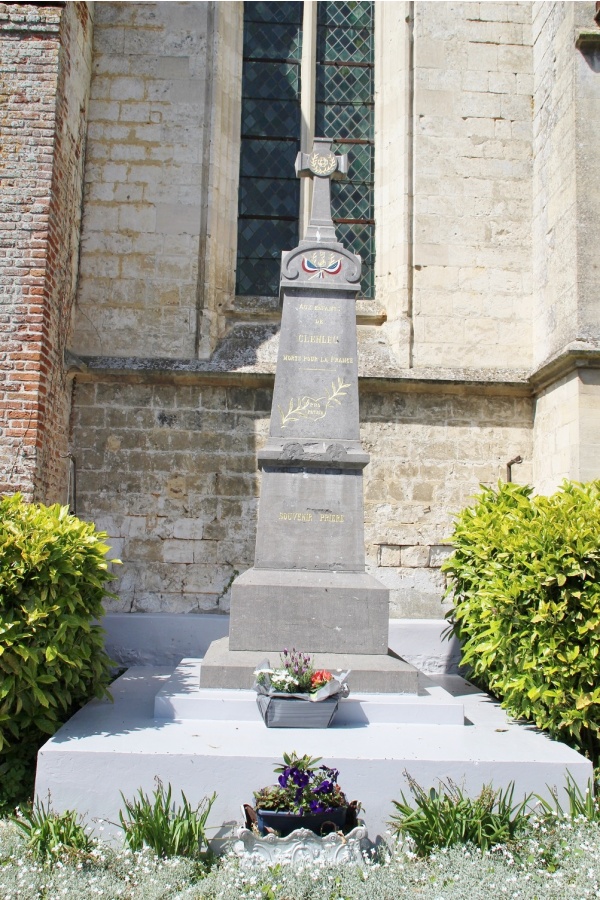 Photo Clenleu - le monument aux morts