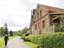 Photo paysage et monuments, Enquin-sur-Baillons - Le Village