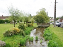 Photo paysage et monuments, Enquin-sur-Baillons - la rivière