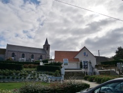 Photo paysage et monuments, Escalles - le Village et 2glise Saint Maxime