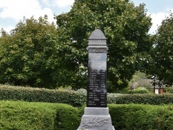 Photo paysage et monuments, Estrée-Cauchy - le Monument Aux Morts