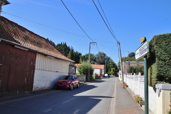 Photo Fontaine-lès-Boulans - le village