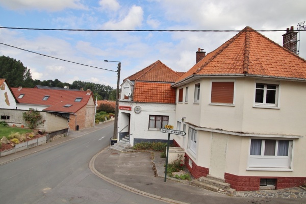 Photo Fontaine-l'Étalon - le village