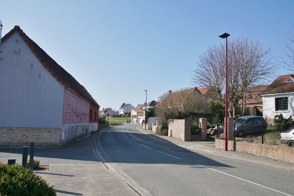 Photo Fouquereuil - le Village