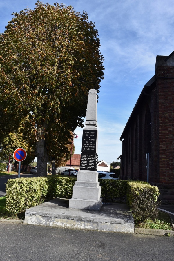 Photo Fouquières-lès-Lens - le Monument Aux Morts