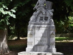 Photo paysage et monuments, Fresnicourt-le-Dolmen - le Monument Aux Morts