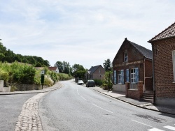 Photo paysage et monuments, Fresnicourt-le-Dolmen - le Village